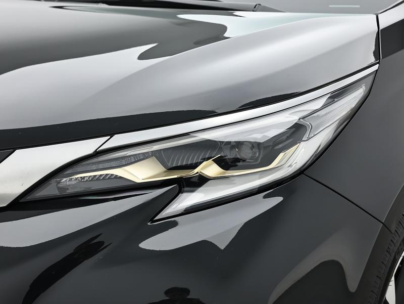 Toyota Gravia 2023
