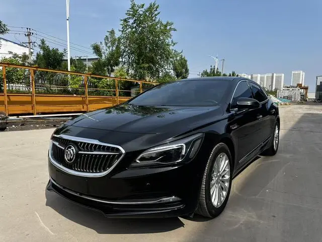 Buick Lacrosse 28T Elite type