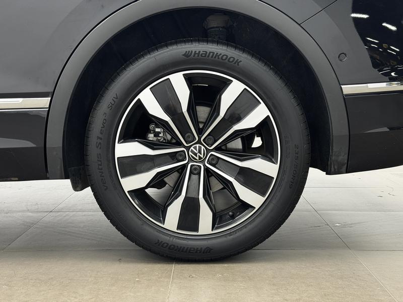 Volkswagen Tiguan L 2023