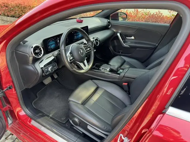 Mercedes-Benz Mercedes-Benz A-class A 200 L sports sedan dynamic Version
