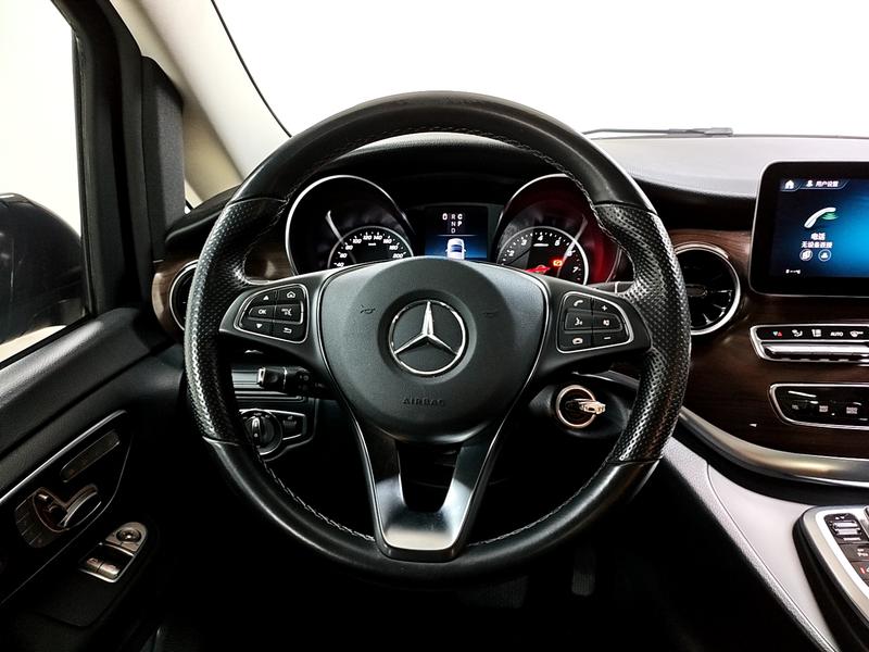 Mercedes-Benz Mercedes Benz V-Class 2022