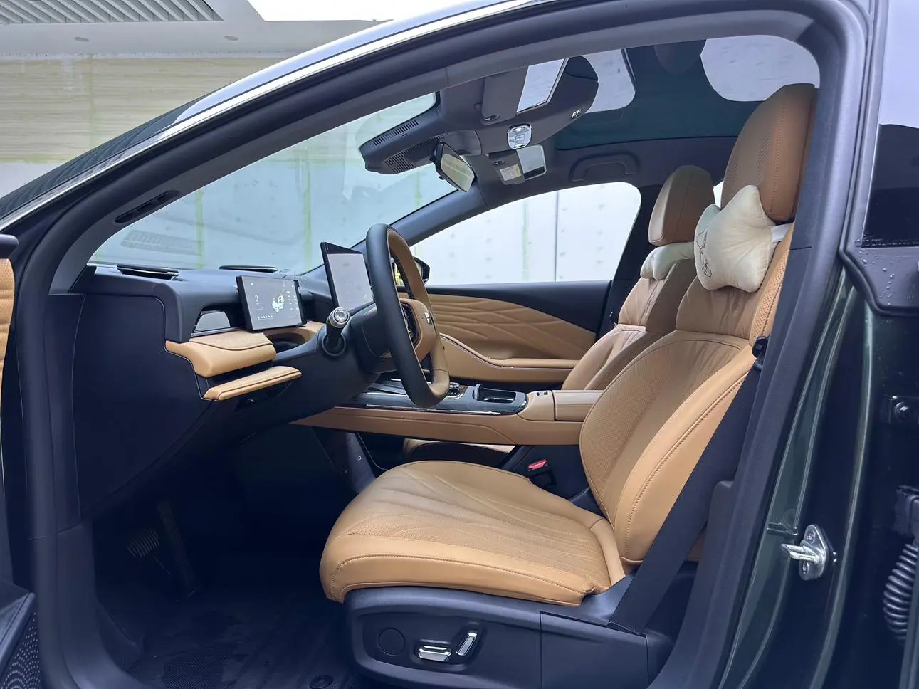 Geely Galaxy Galaxy Sparkle 8 PHEV 130km EM-i Premium Edition