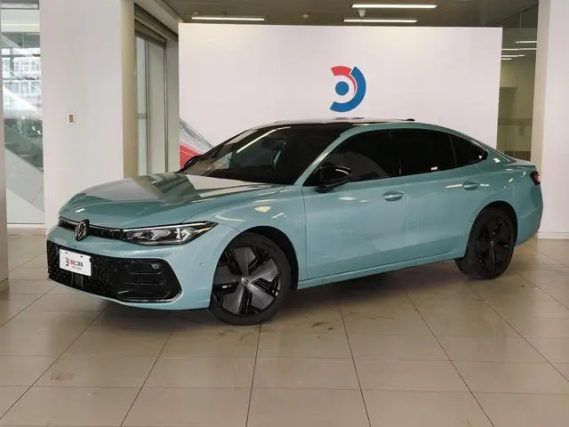 Volkswagen Passat 380TSI Ultimate Edition