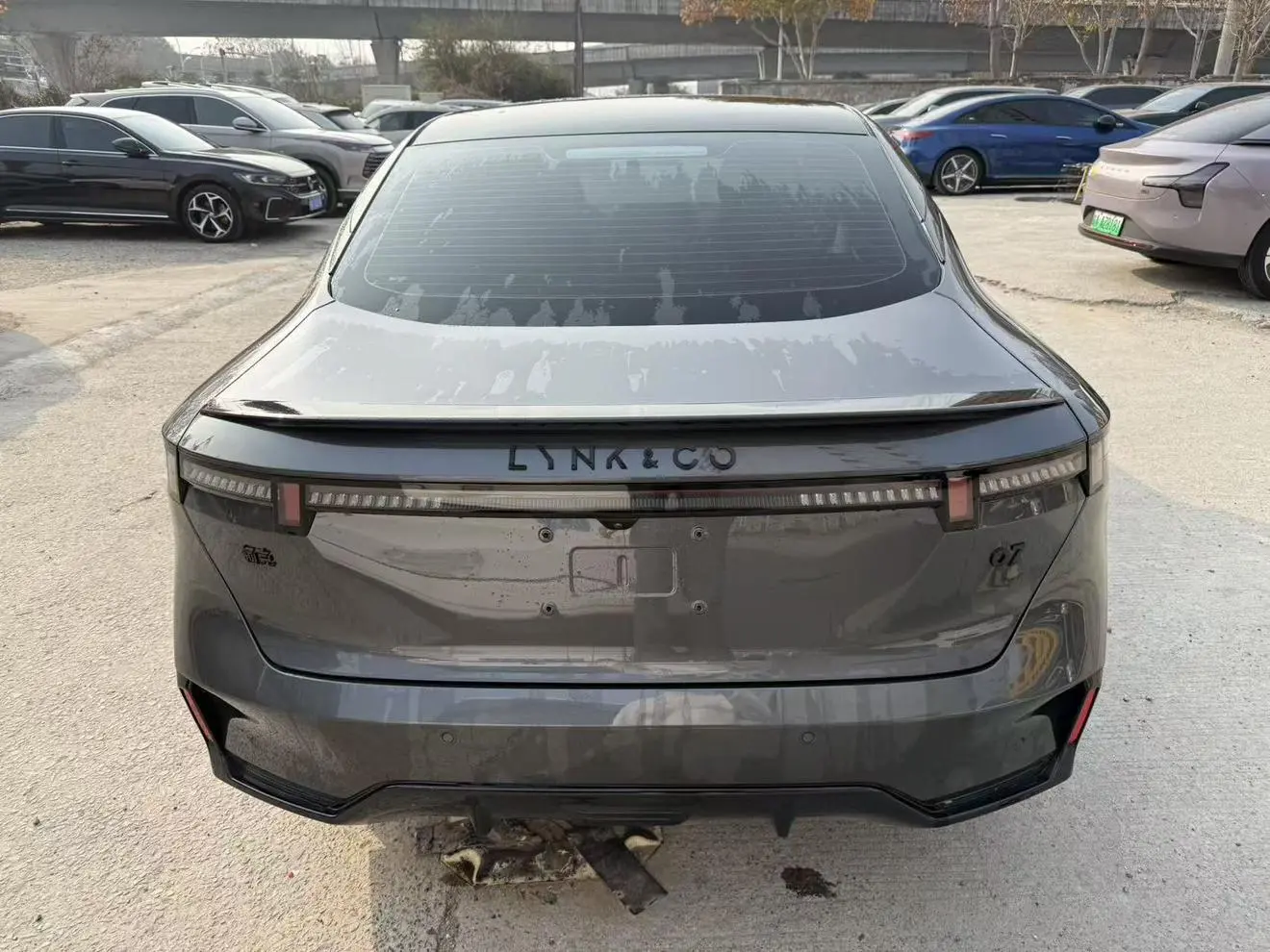 LYNK & CO Lynk &Co. 07 EM-P 126 long battery life Halo