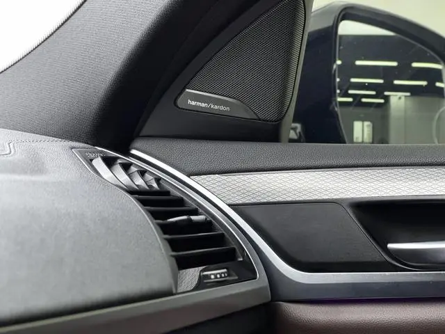 BMW BMW X4 xDrive30i M sports suit