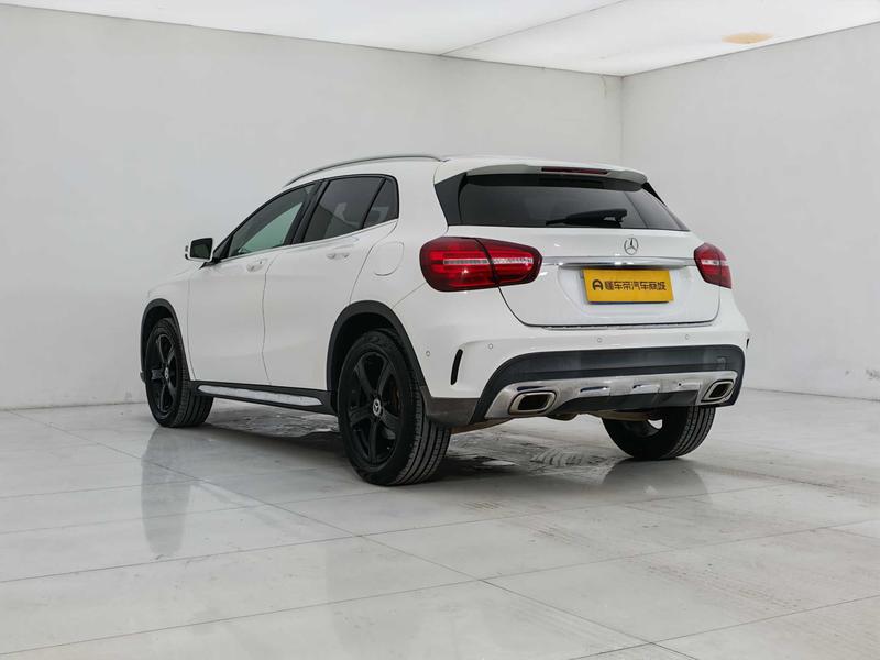 Mercedes-Benz Mercedes Benz GLA 2019