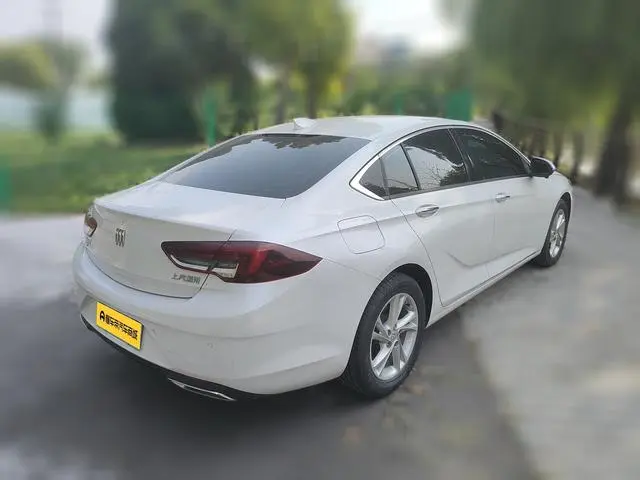 Buick Regal 25T Premium Edition