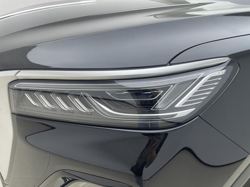 Hongqi Red Flag HS5 2025