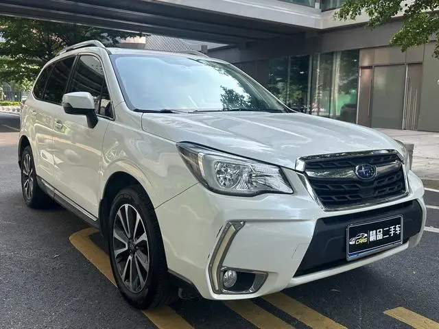 Subaru FORESTER Forester 2.0i Fashion Navigation Version