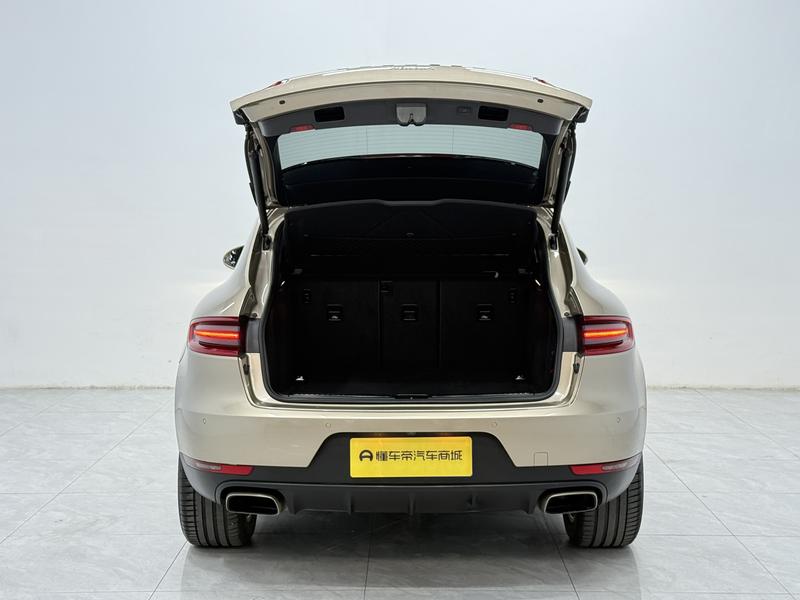 Porsche Macan 2014