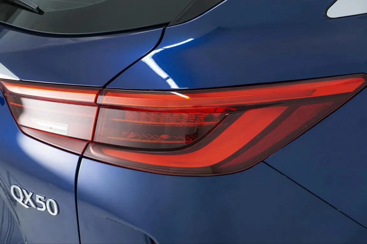 Infiniti Infiniti QX50 2.0T two-wheel drive fashion version