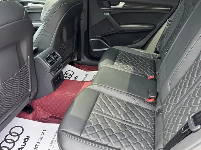 Audi Audi Q5L Sportback 45 TFSI Premium selection