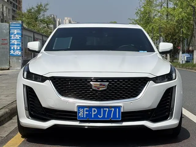 Cadillac Cadillac CT5 28T luxury