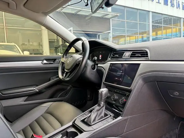 Volkswagen Lingdu 280TSI DSG Comfort Edition