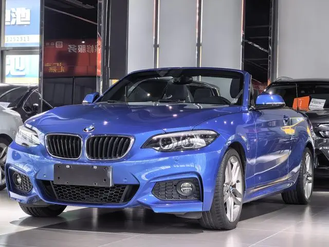 BMW BMW 2 Series (imported) 225i Convertible coupe M sports suit