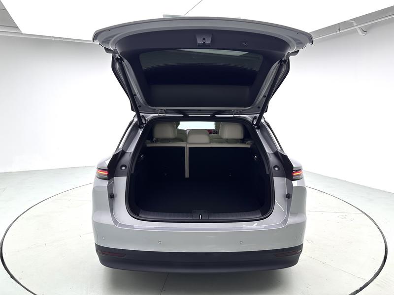 Li Auto Ideal i6 2025