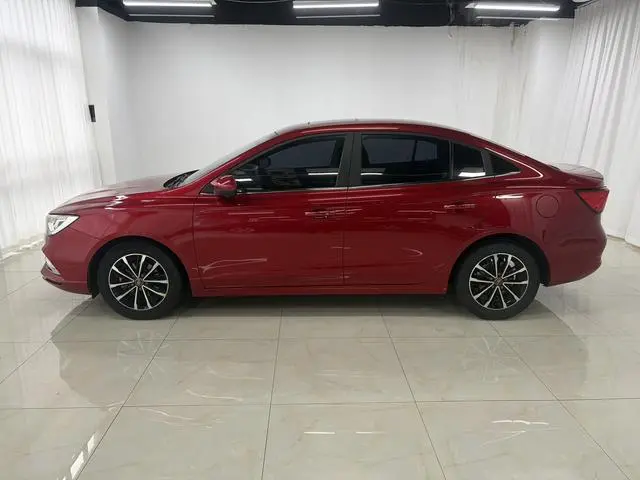 Roewe Roewe i5 1.5L automatic 4G Interconnection Linghao Ultimate Edition