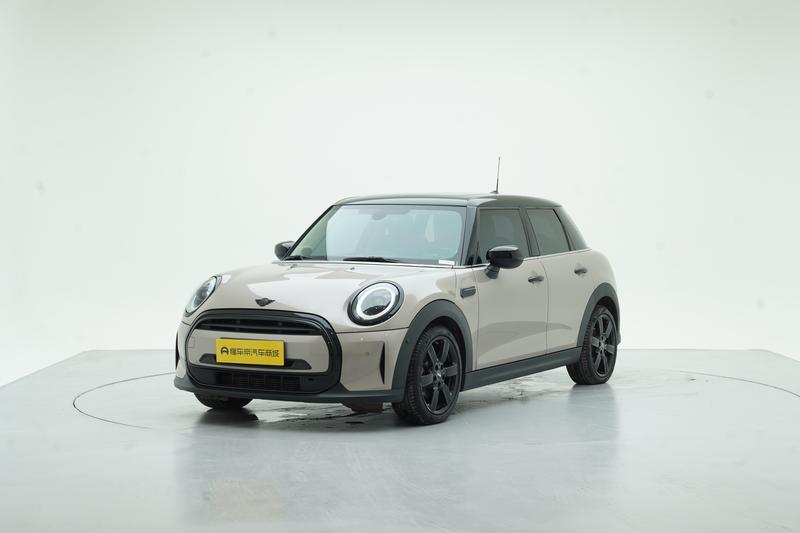 MINI MINI 2023
