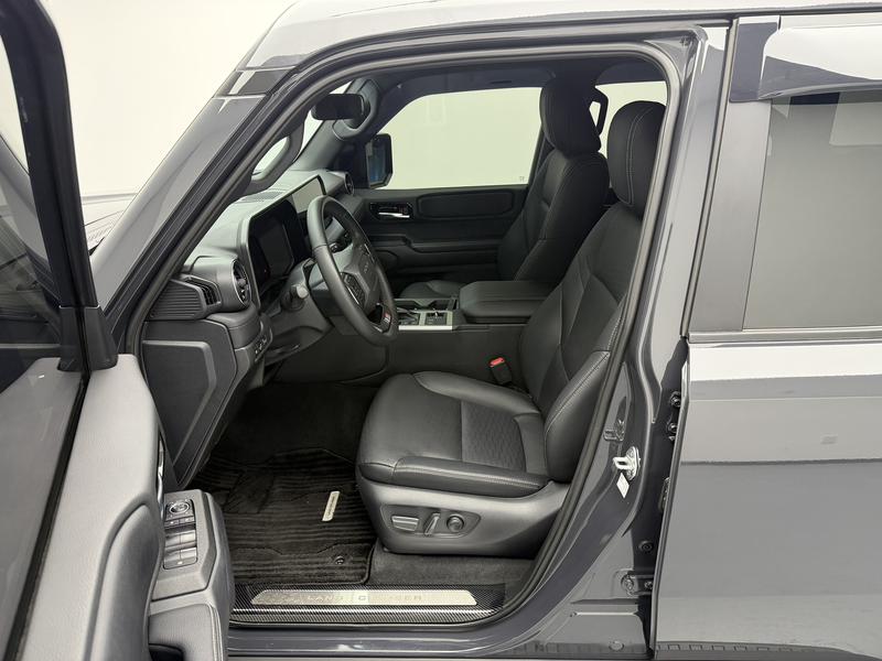 Toyota Prado 2024