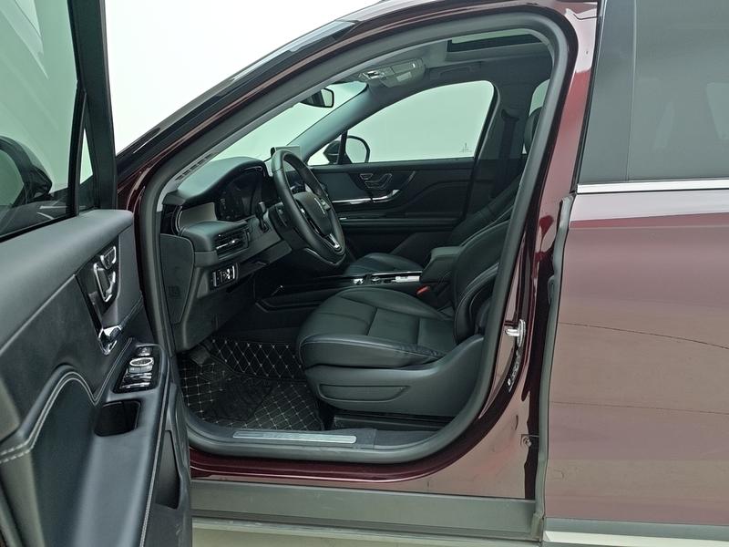 Lincoln adventurer 2022