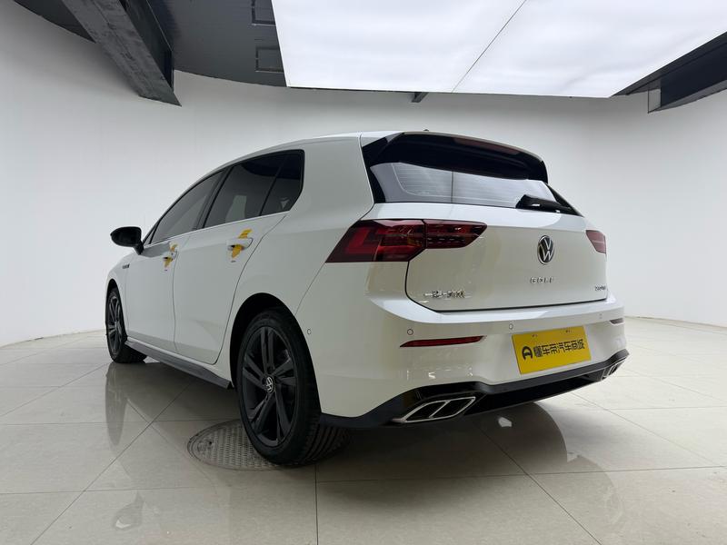 Volkswagen golf 2023