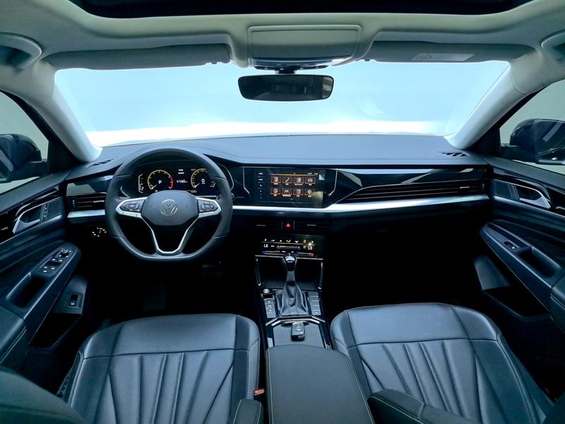 Volkswagen Passat 2025