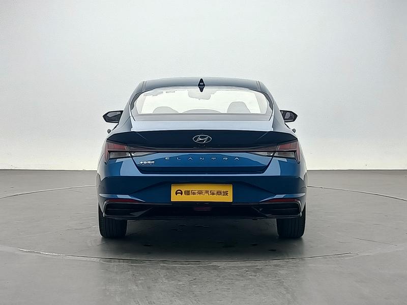 Hyundai Elantra 2021