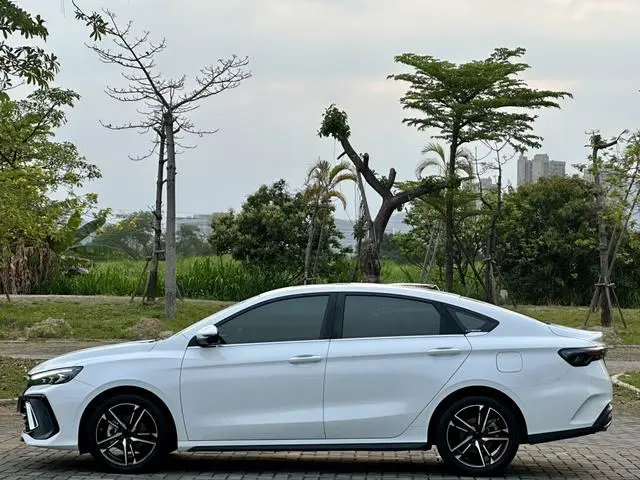 Geely Binrui Binrui COOL 1.5T DCT switch Version