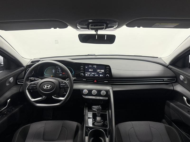 Hyundai Elantra 2023