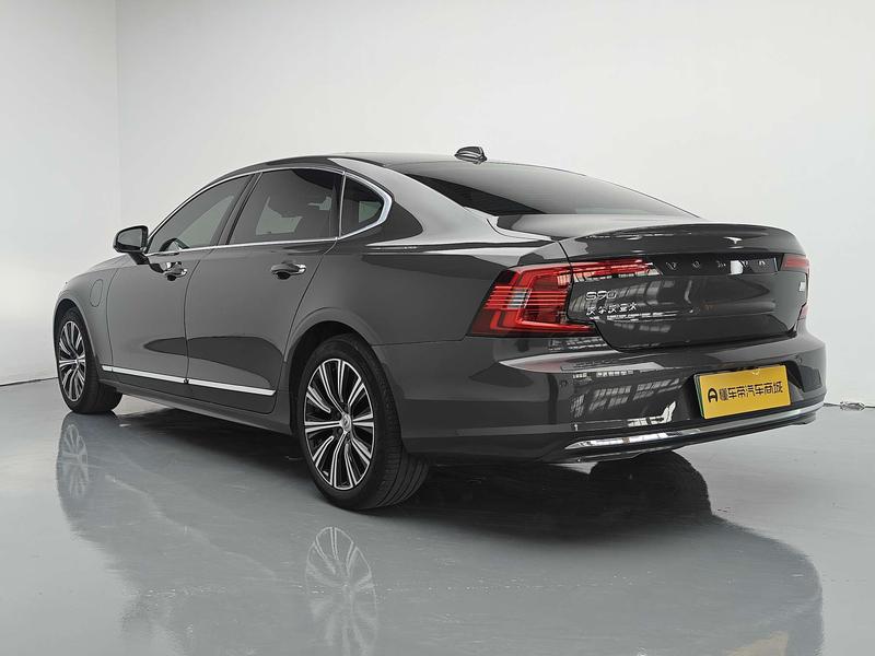 Volvo Volvo S90 PHEV 2022