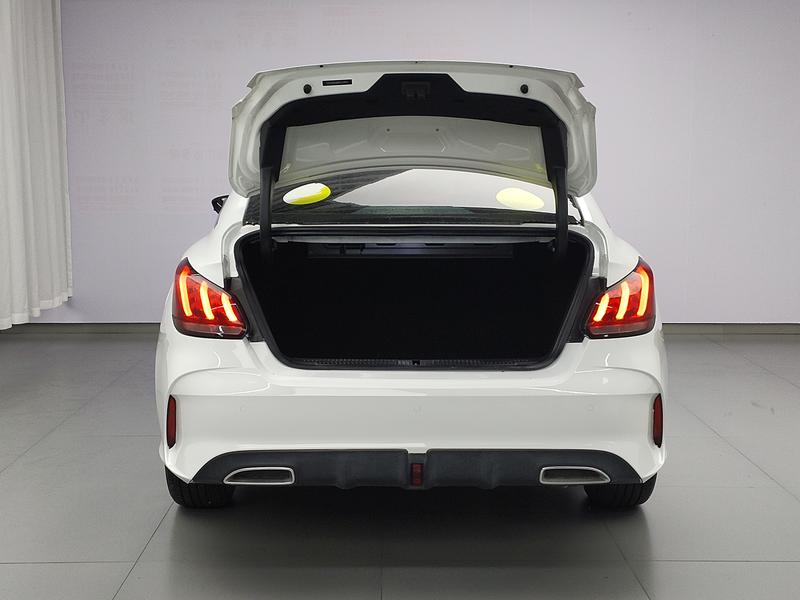 MG MG5 2022