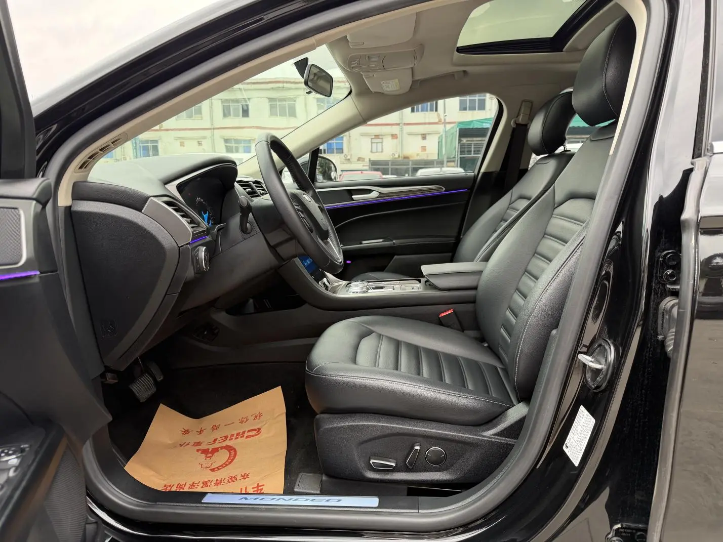 Ford Mondeo EcoBoost 180 Luxury