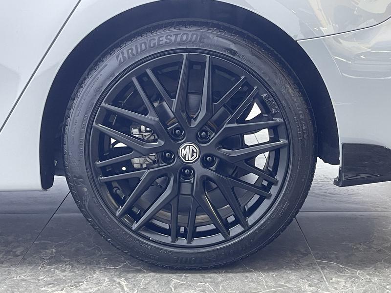 MG MG6 2023