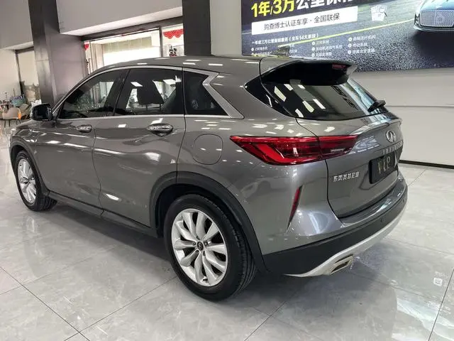 Infiniti Infiniti QX50 2.0T two-wheel drive Elite edition