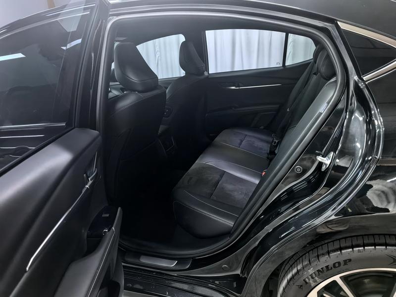 Toyota Camry 2024