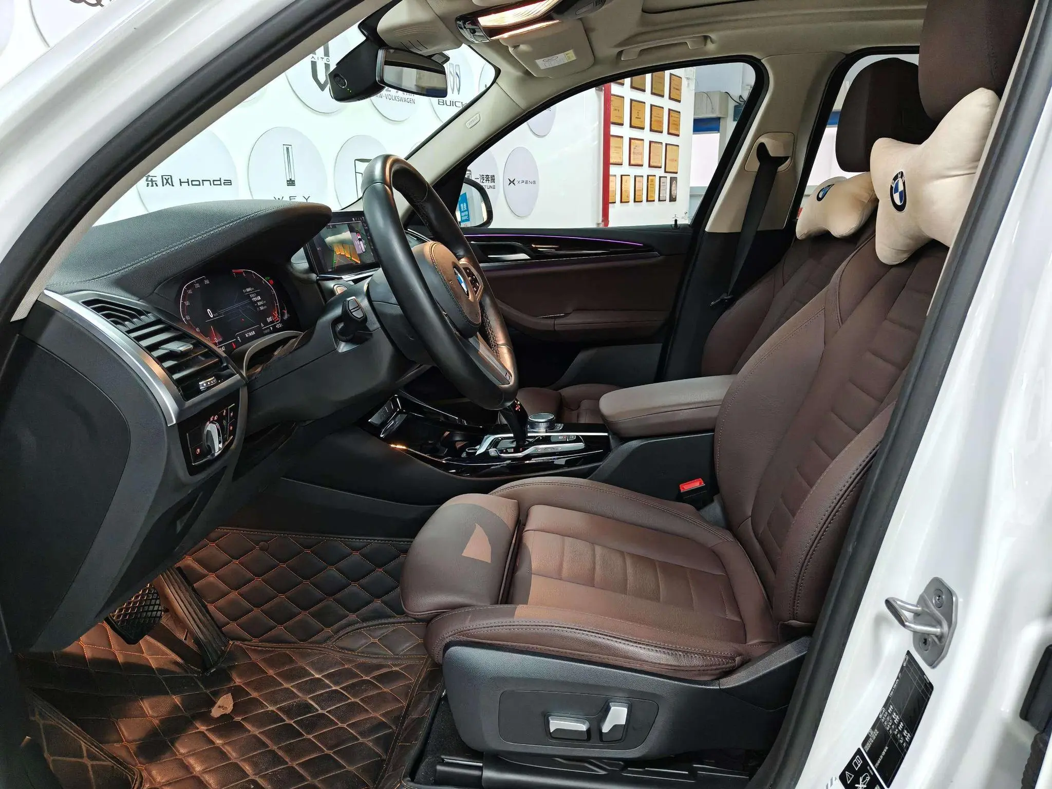 BMW BMW X3 xDrive25i M sports suit