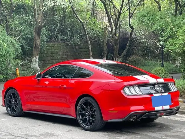 Ford Mustang 2.3T EcoBoost