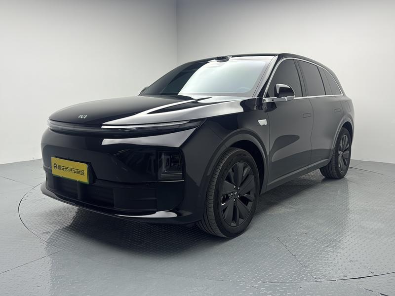 Li Auto Ideal L6 2025