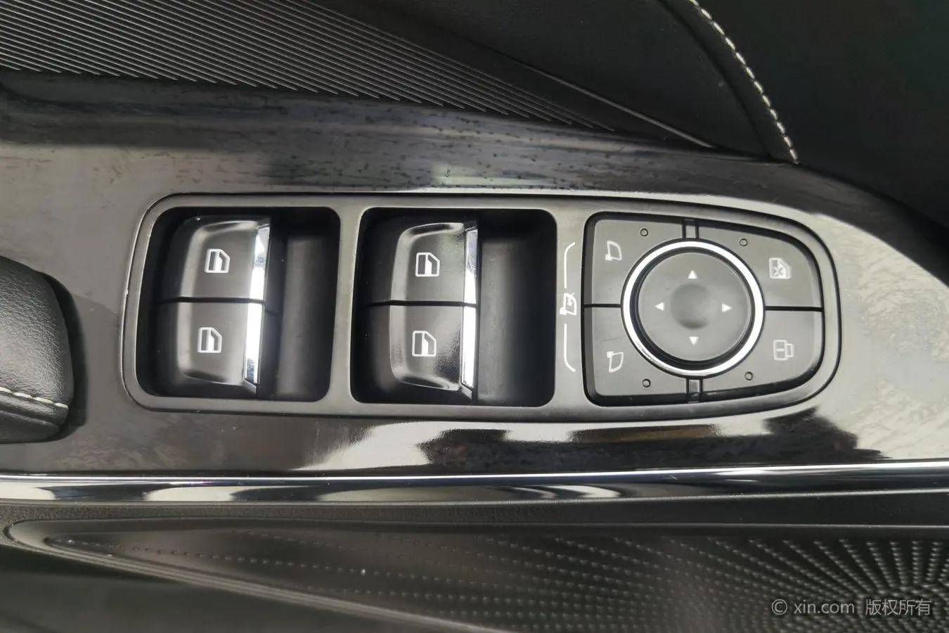 Haval Haval H6 The third generation 2.0T automatic four-wheel drive Max version
