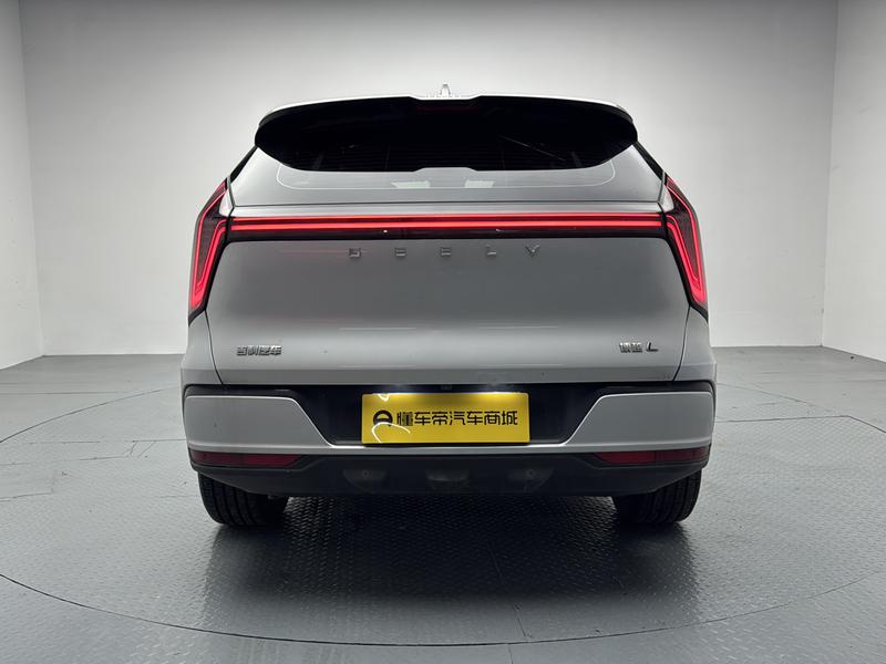 Geely Boyue L 2025