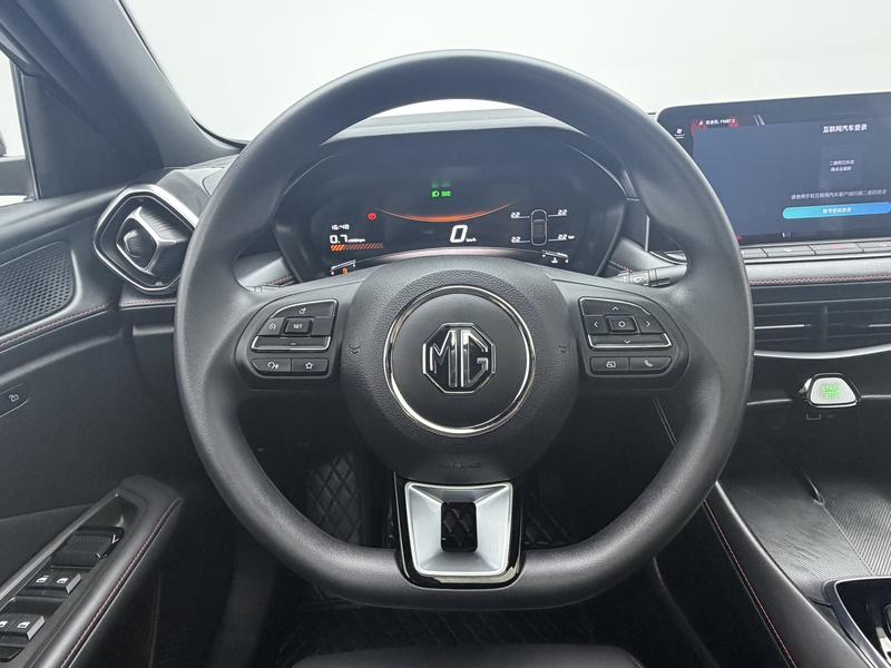 MG MG5 2025