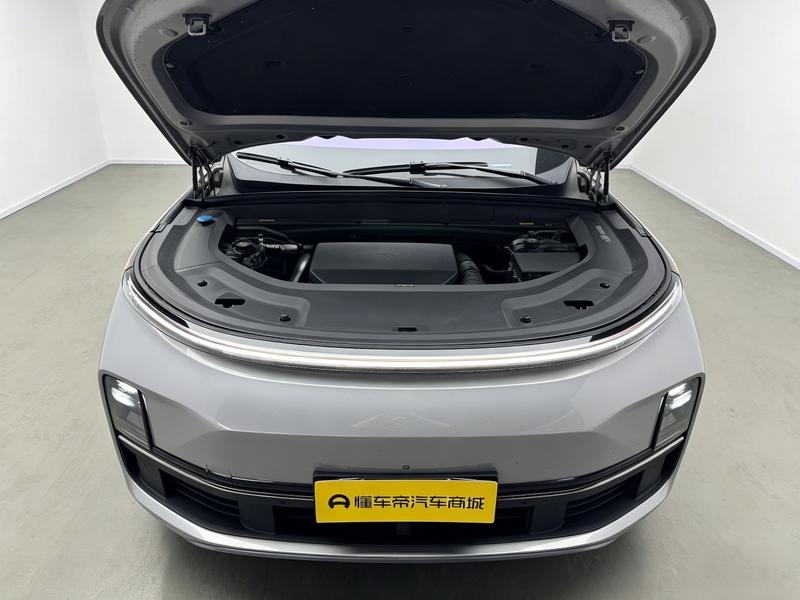 Li Auto Ideal L9 2022