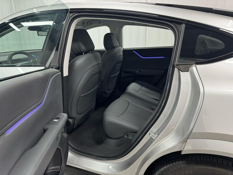 XPeng XPeng G6 2025