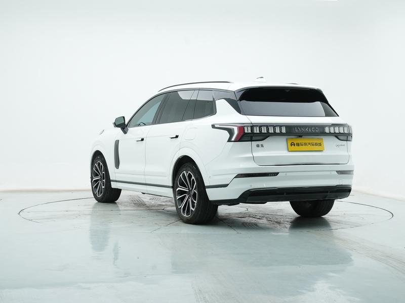Lynk & Co Lynk&Co 09 EM-P 2023