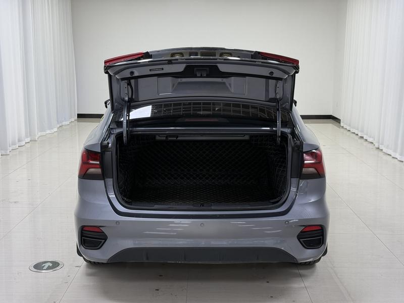 Roewe Roewe i5 2021