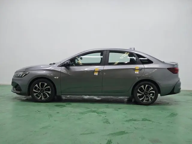 Chevrolet Cruze RS 330T Automatic Fun Version