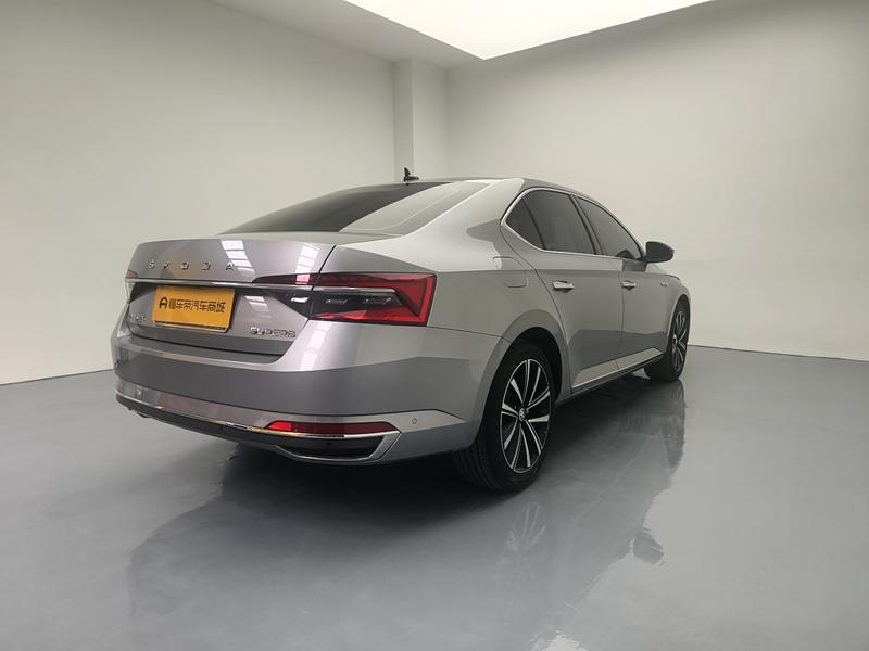 Skoda Superb 2023