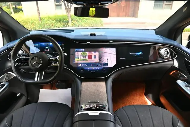 Mercedes-Benz Mercedes-Benz EQE SUV EQE SUV 500 4MATIC Ultimate Edition