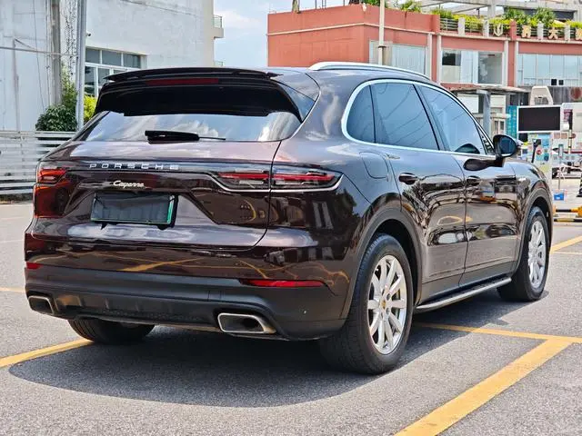Porsche Cayenne E-Hybrid Cayenne E-Hybrid 2.0T