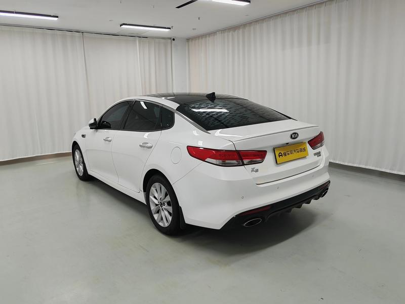 Kia Kia K5 2016